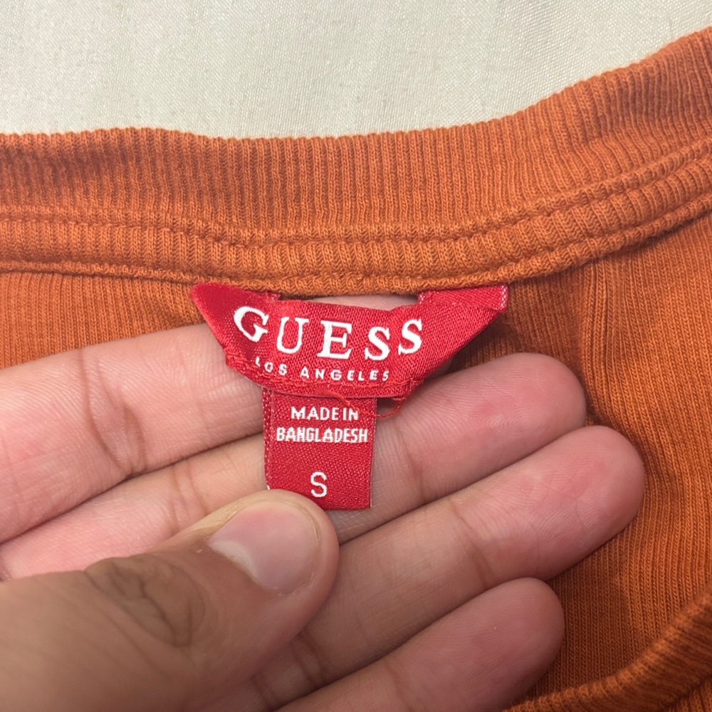 Guess Rust Short Sleeve Ruched Top - Picture 2 of 3